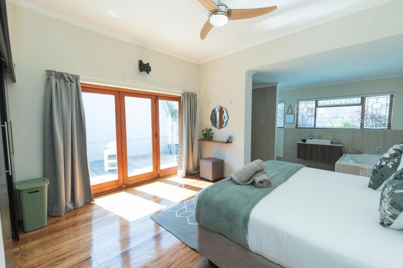 Luxury Living On Westview Villa Port Elizabeth Luaran gambar